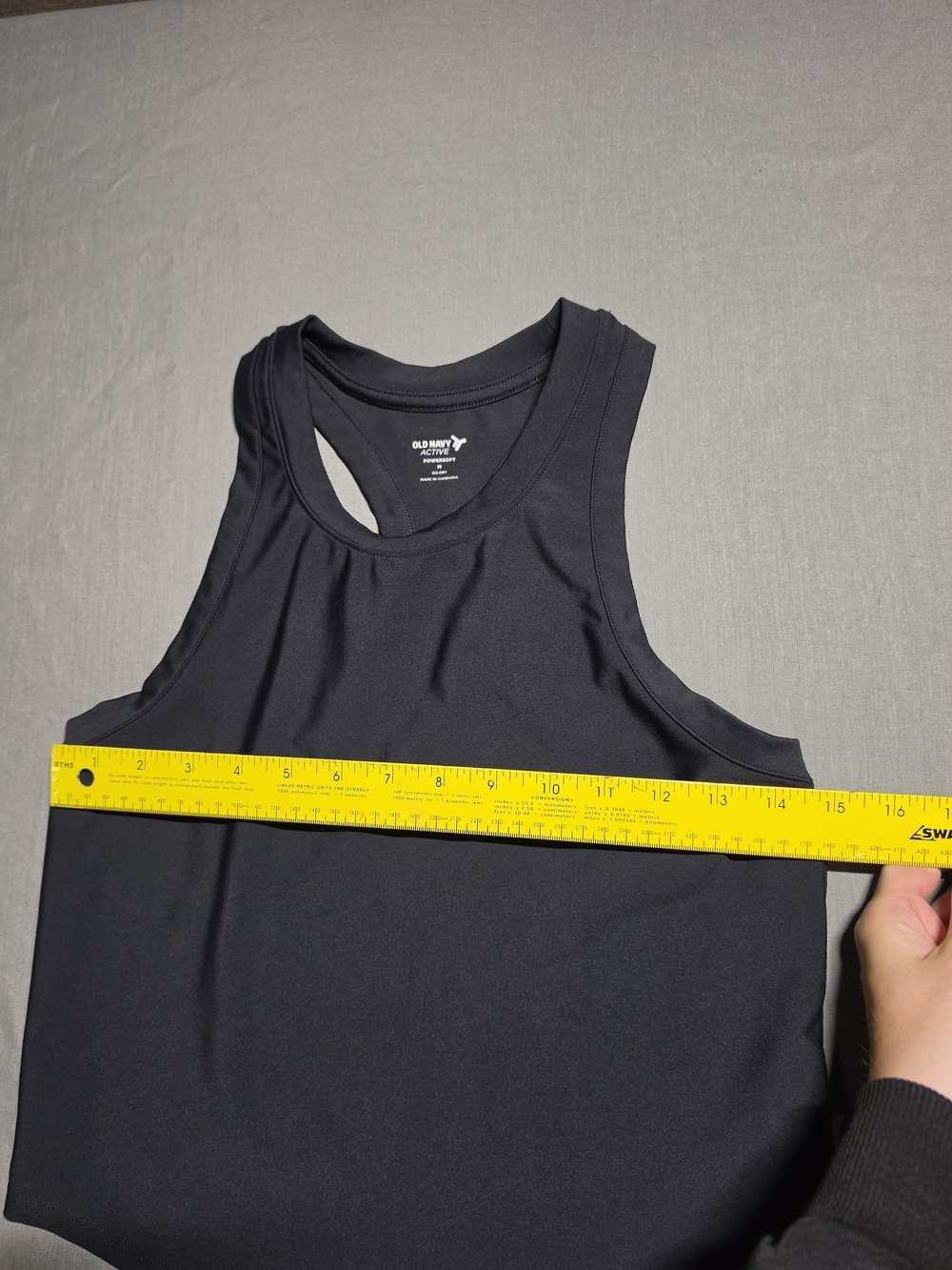 Old Navy Active Black Racerback Crop Tank - Picture 4 of 7